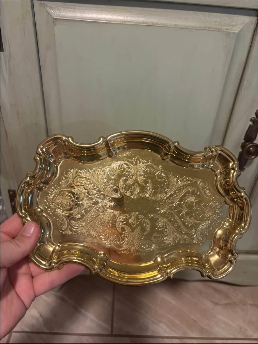 Ornate Gold Decorative Vanity Tray - Classic Scalloped Design